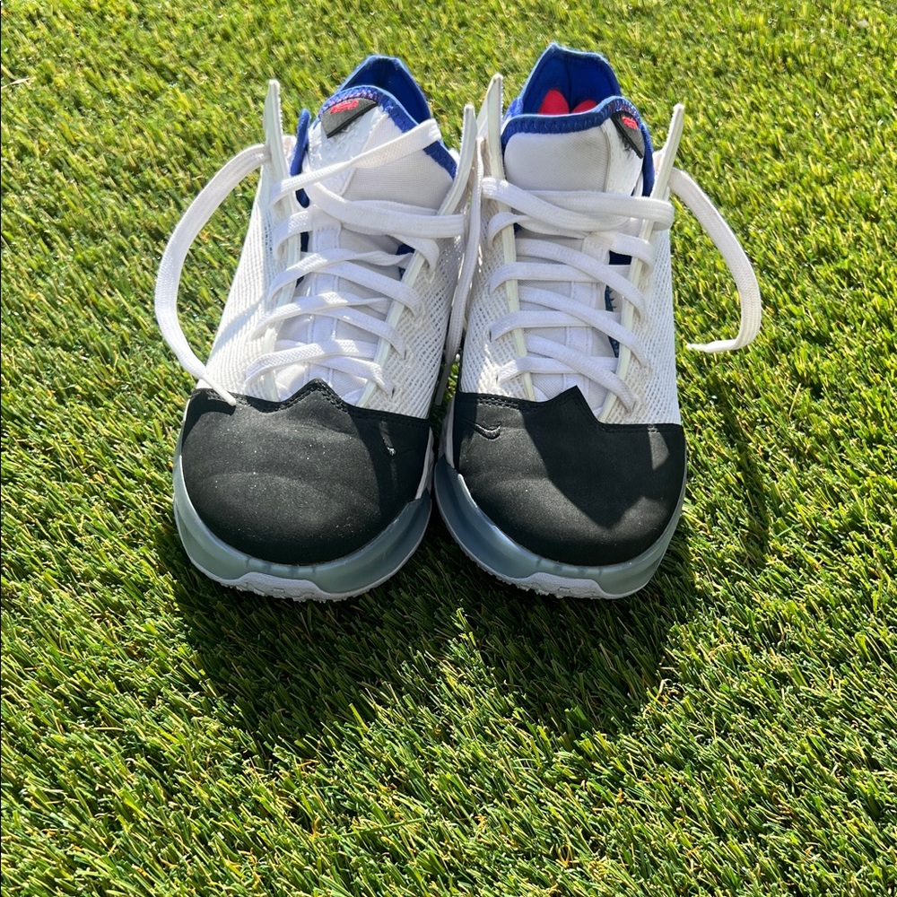 Stylish White and Black Men's Athletic Shoes